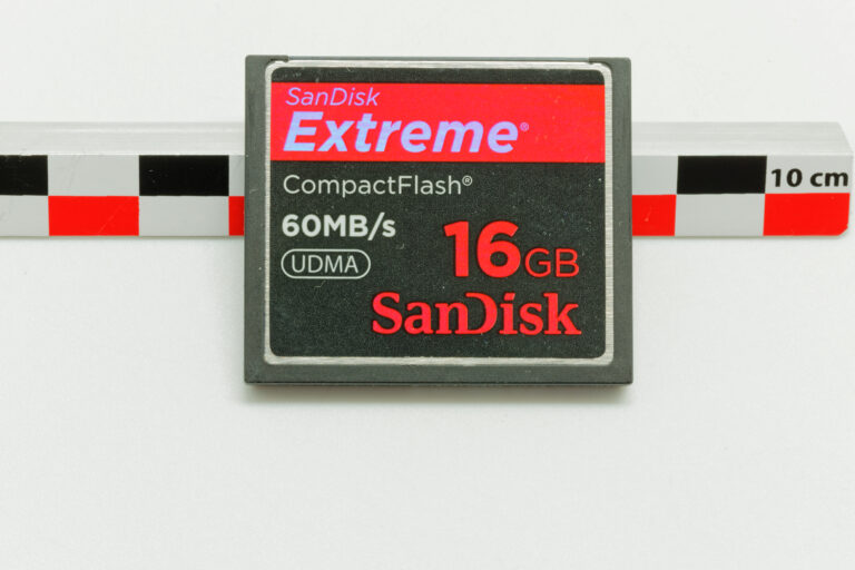 3 cartes CompactFlash