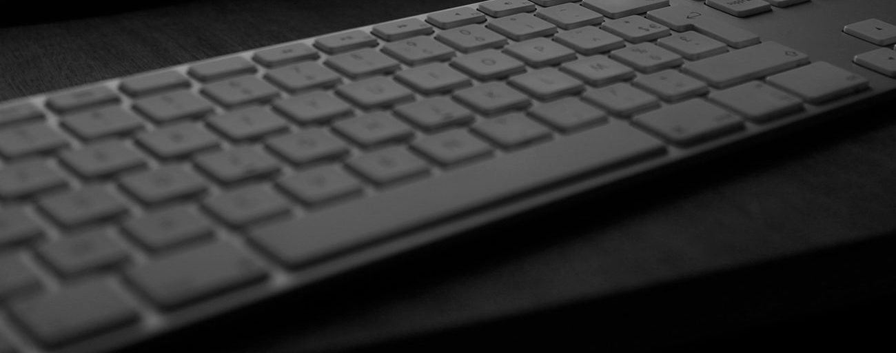 Clavier du poste de création web
